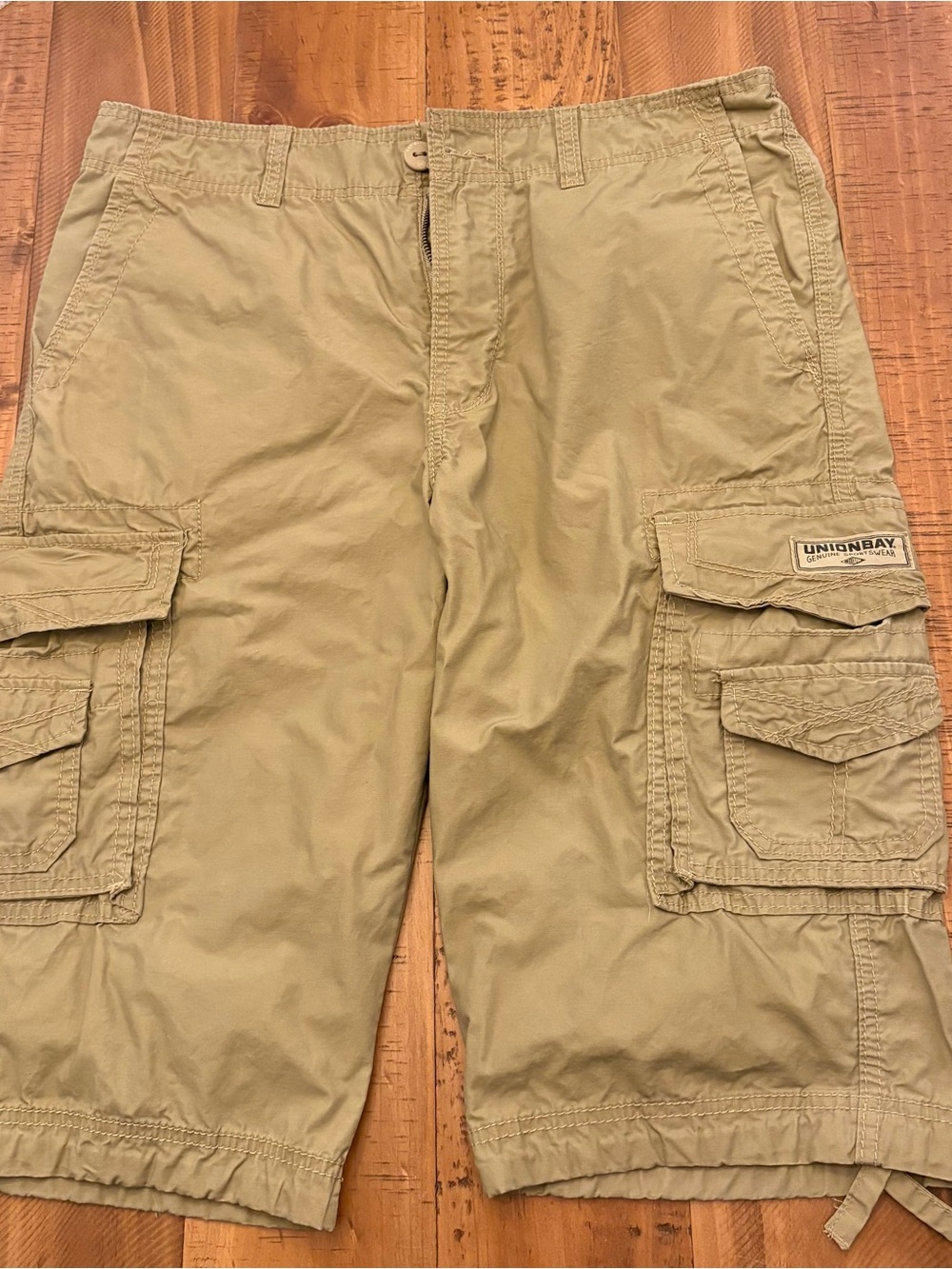 Unionbay Men's Cargo Shorts - Khaki
0417